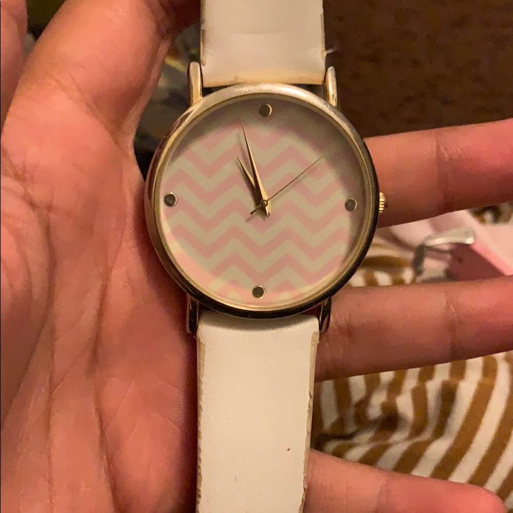 Watches - Picture 2 of 4